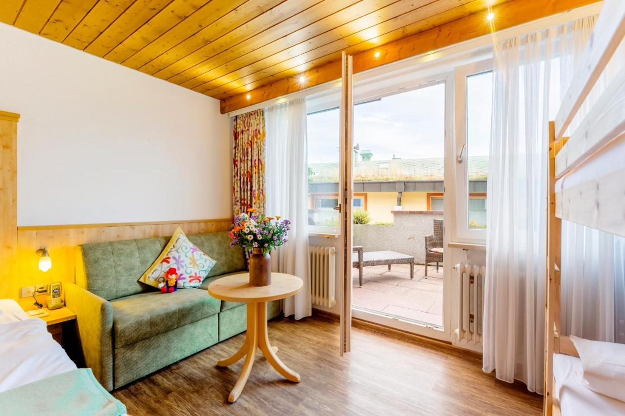 Hotel Engel - Familotel Hochschwarzwald Тодтнауберг Экстерьер фото
