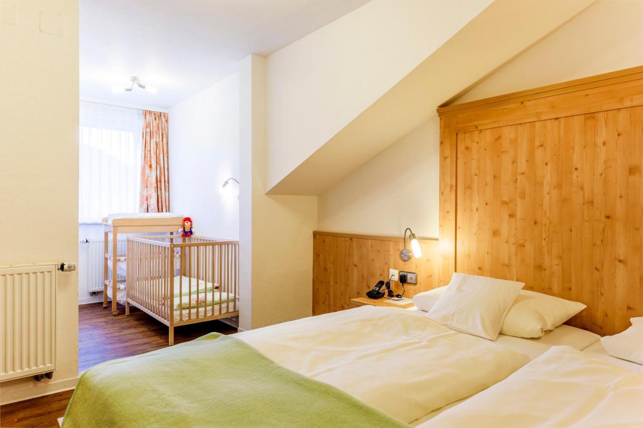 Hotel Engel - Familotel Hochschwarzwald Тодтнауберг Экстерьер фото