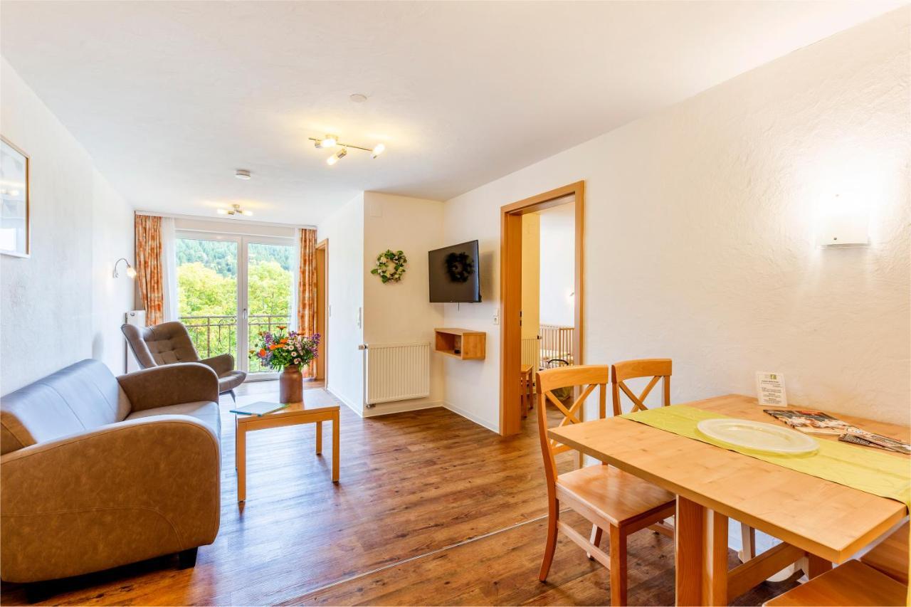 Hotel Engel - Familotel Hochschwarzwald Тодтнауберг Экстерьер фото