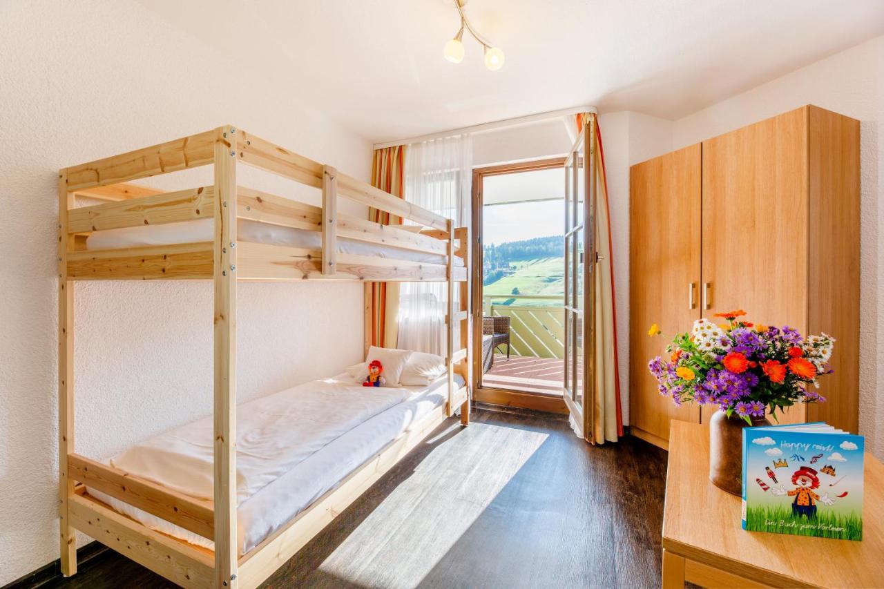 Hotel Engel - Familotel Hochschwarzwald Тодтнауберг Экстерьер фото