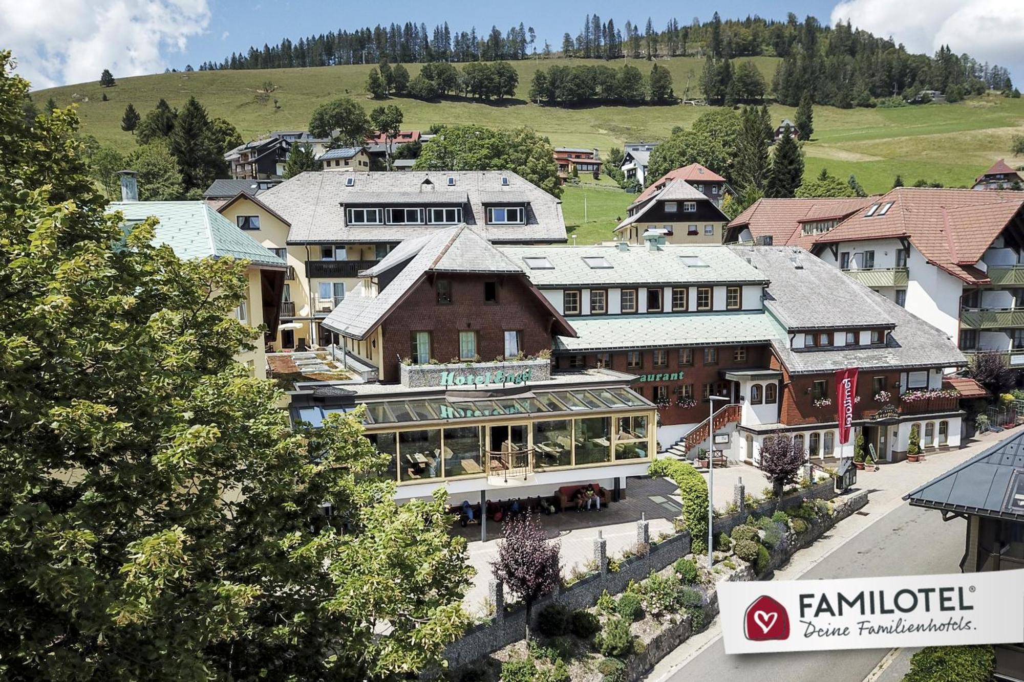 Hotel Engel - Familotel Hochschwarzwald Тодтнауберг Экстерьер фото