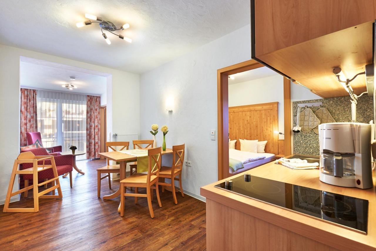 Hotel Engel - Familotel Hochschwarzwald Тодтнауберг Экстерьер фото